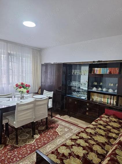 Apartament cu 3 camere semidecomandat în Central