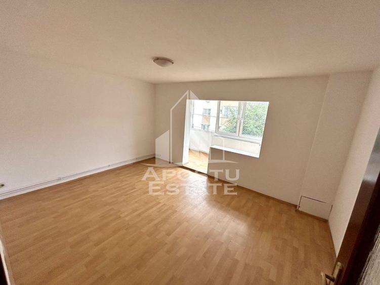 Apartament cu o camera in zona Soarelui - 4