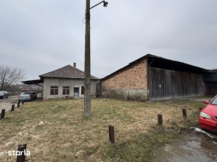 Spațiu comercial, de 1,970 mp, în Central