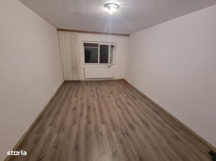 Apartament cu 2 camere decomandat, mobilat în Faleza Nord