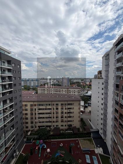 Apartament cu 3 camere decomandat, mobilat în Vitan