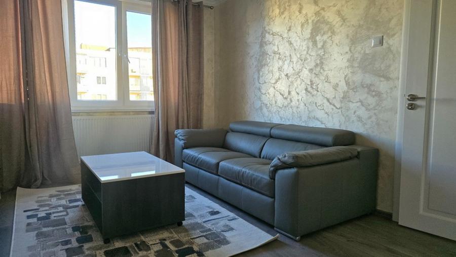 Apartament cu 3 camere nedecomandat în Ultracentral