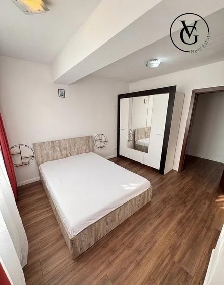 Apartament cu 2 camere semidecomandat, mobilat în Universitate