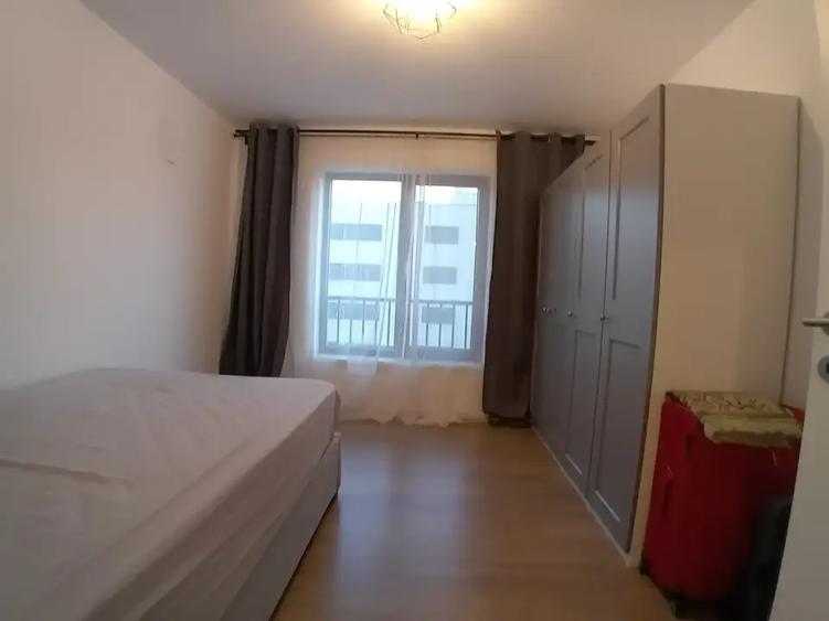 Apartament cu 3 camere decomandat, mobilat în Voluntari