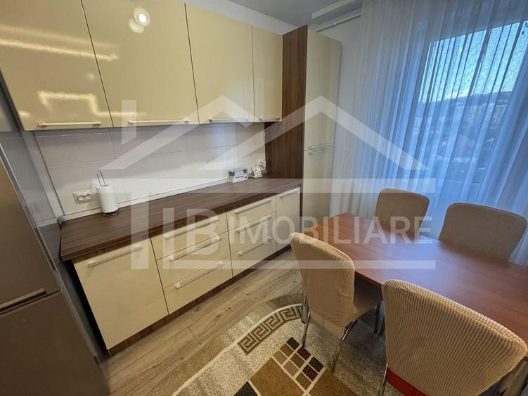 Apartament cu 2 camere decomandat în Pandurilor