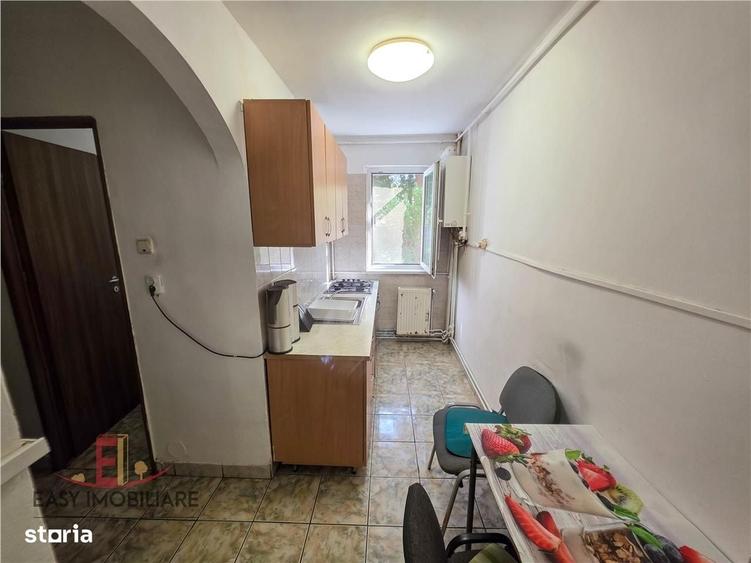 Apartament 3 camere, decomandat, Dambu Pietros, Targu Mures - 2