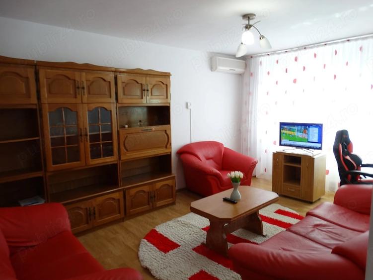 Apartament cu 2 camere decomandat în Micro 8