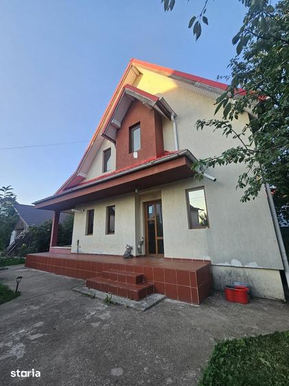 Casă cu 4 camere cu Teren 501 Mp în Domnești