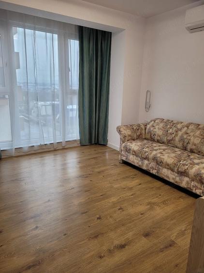 Apartament cu 2 camere semidecomandat în Florești