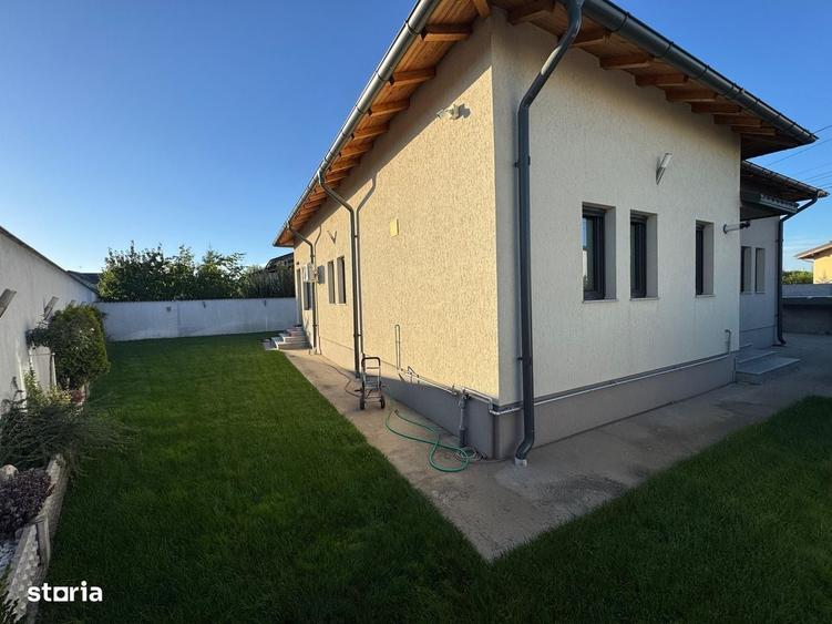 Casă cu 3 camere cu Teren 500 Mp în Strejnicu