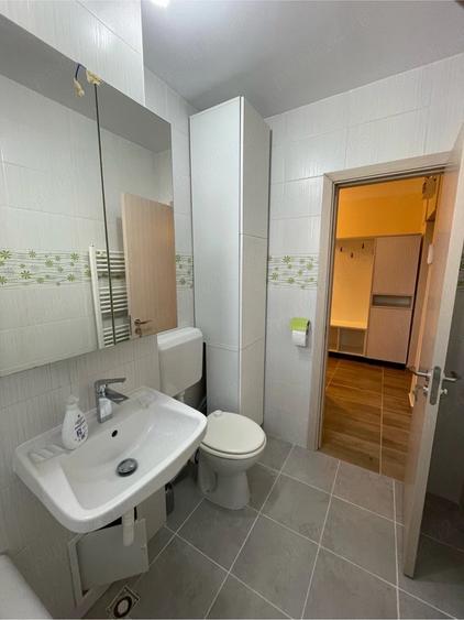 Apartament cu 2 camere decomandat în Precista