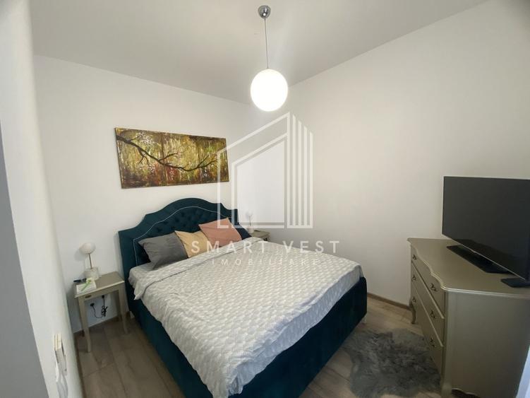 Apartament cu 4 camere decomandat, mobilat în Ultracentral