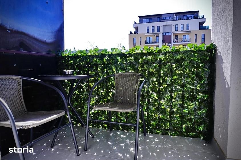 Apartament cu 3 camere decomandat în Exterior Vest