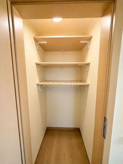Apartament cu 3 camere decomandat, mobilat în Dumbrăvița