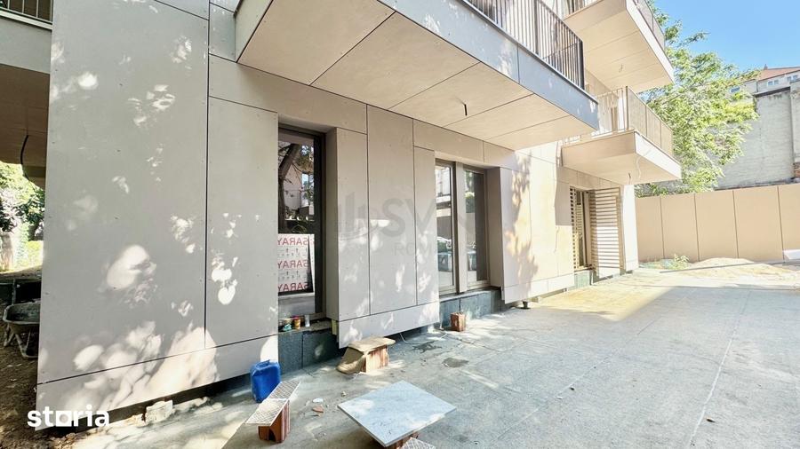 Apartament cu 3 camere în Victoriei