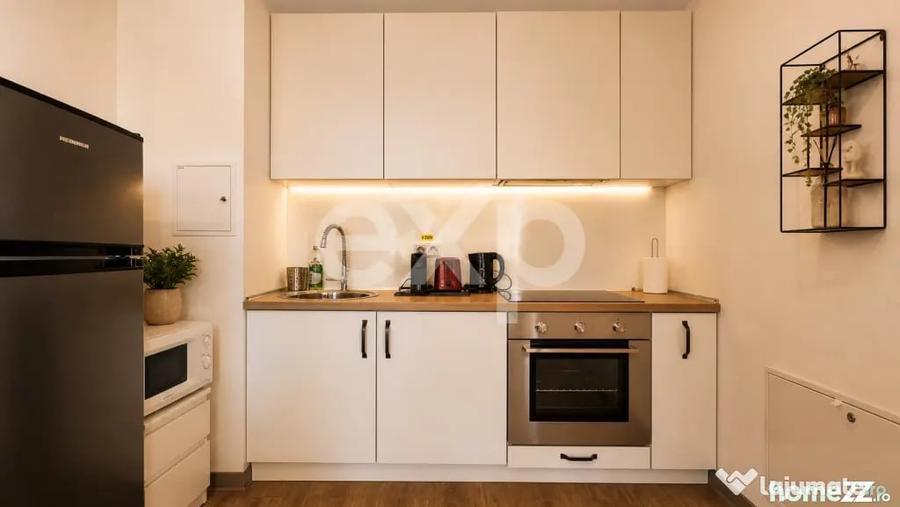 Apartament cu 3 camere decomandat în Central