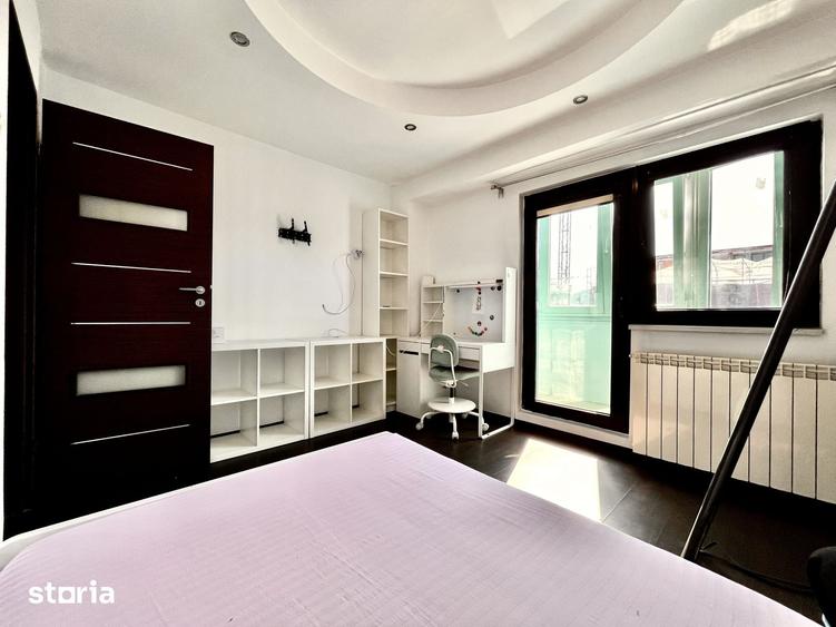 Apartament cu 3 camere în Centrul Civic