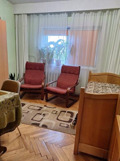 Apartament cu 4 camere decomandat, mobilat în Mănăștur