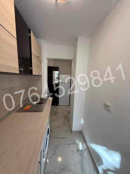 Colentina, Teiul Doamnei, 3 min. rond Doamna Ghica, Str. Ripiceni 4 - 6