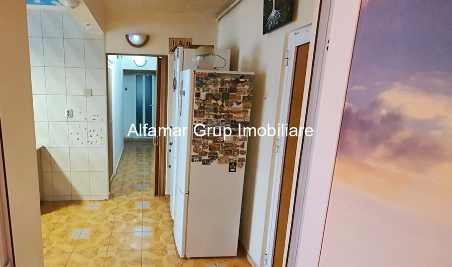 Apartament cu 4 camere, mobilat în Berceni
