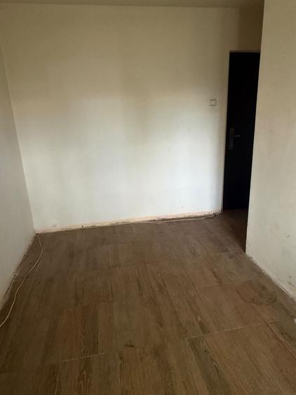 Garsonieră decomandată în Exterior Vest