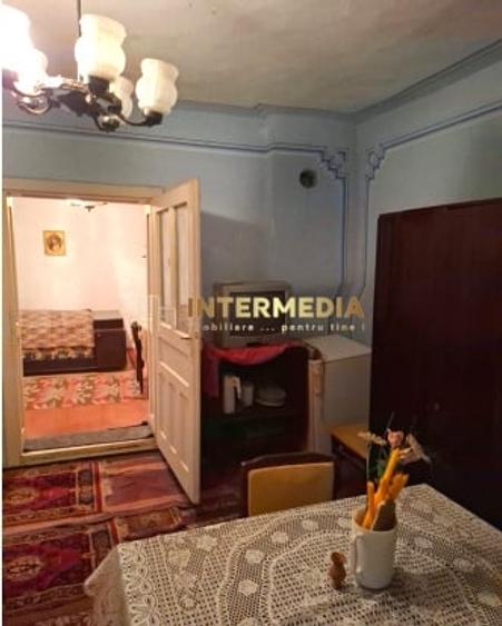 Casă individuală cu 3 camere cu Canalizare în Cricău