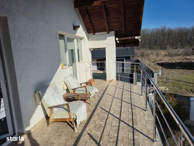 Casă cu 3 camere cu Teren 301 Mp în Smeura