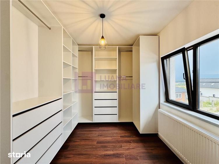 Casă cu 4 camere cu Teren 190 Mp în Central