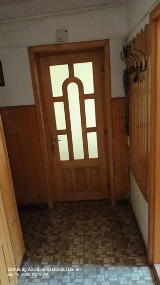 Apartament cu 3 camere semidecomandat în Central