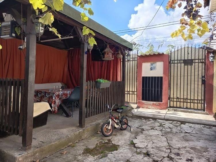 Casă cu 3 camere cu Canalizare în Palas