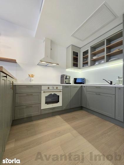 Apartament cu 2 camere, mobilat în Tei