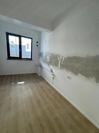 Apartament cu 2 camere decomandat în Eroii Revoluției