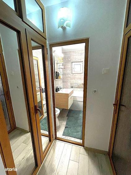 Apartament cu 2 camere decomandat în Micro 21
