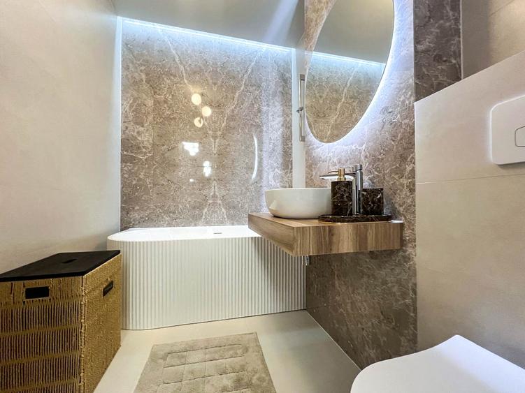 Apartament cu 2 camere semidecomandat, mobilat în Iancu Nicolae