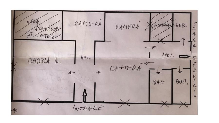 Apartament cu 4 camere semidecomandat în Tineretului