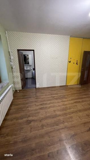 Casă cu 4 camere în Central
