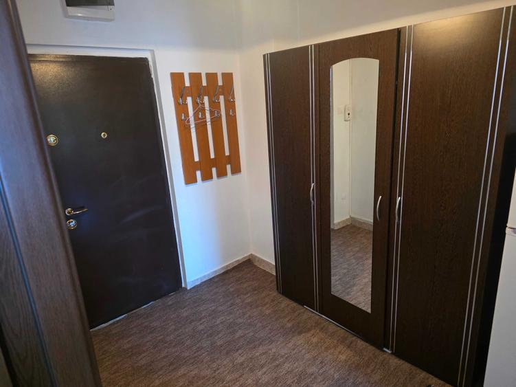 Apartament cu 2 camere decomandat în Semicentral