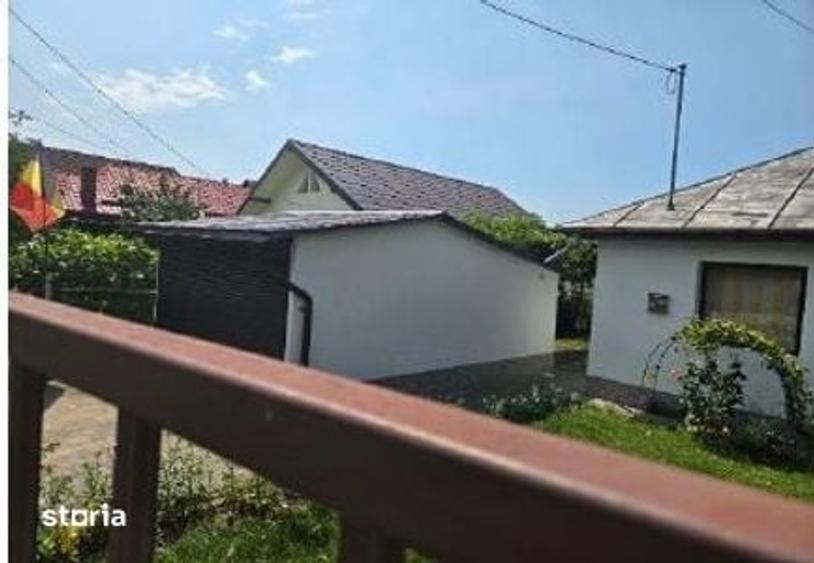 Casă cu 3 camere cu Teren 3533 Mp în Florești