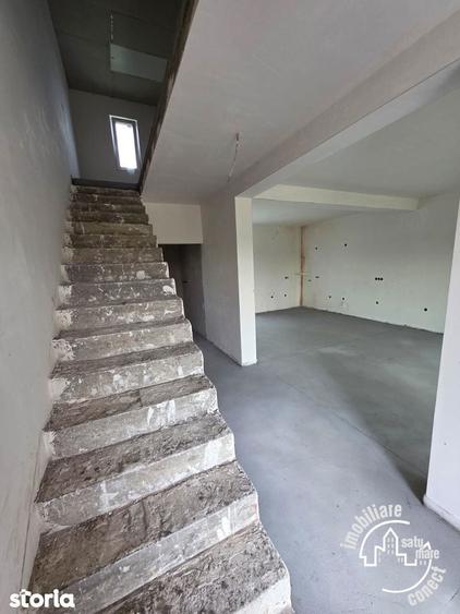 Casă cu 3 camere cu Teren 260 Mp în Bercu Roșu