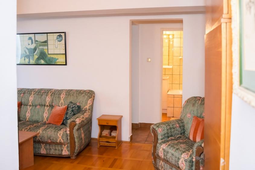 Apartament cu 2 camere semidecomandat în Floreasca