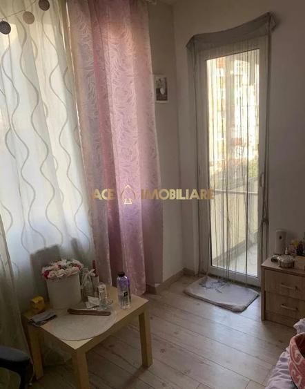 Apartament cu 3 camere decomandat, mobilat în Timpuri Noi