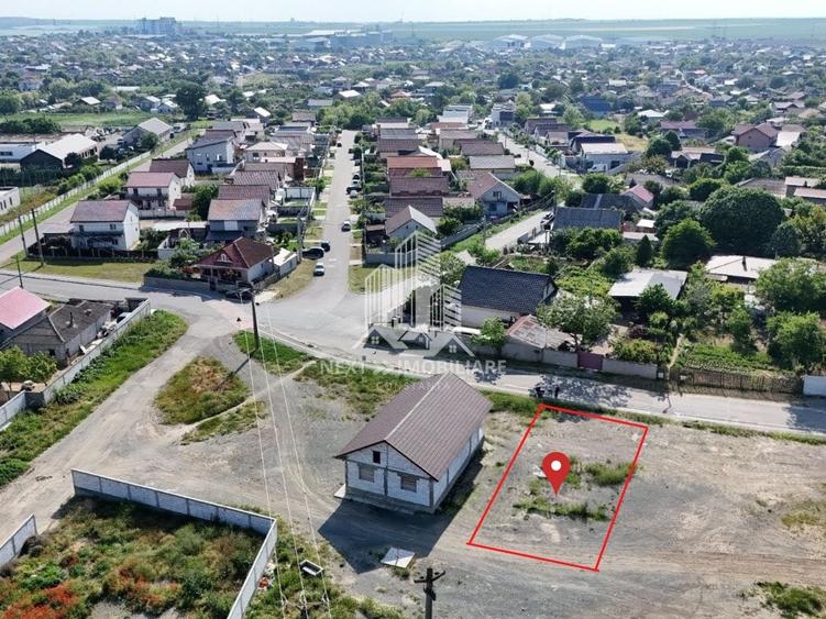 Teren Construcții intravilan de 343 mp, în Lumina