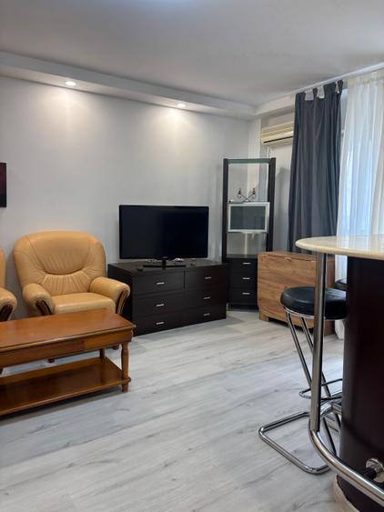 Apartament cu 2 camere decomandat în Nerva Traian