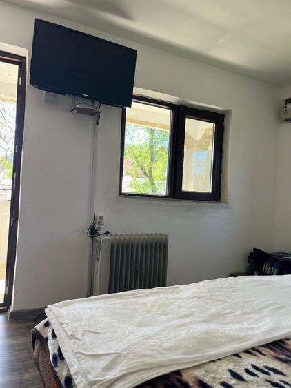 Casă cu 2 camere în Pietroșani