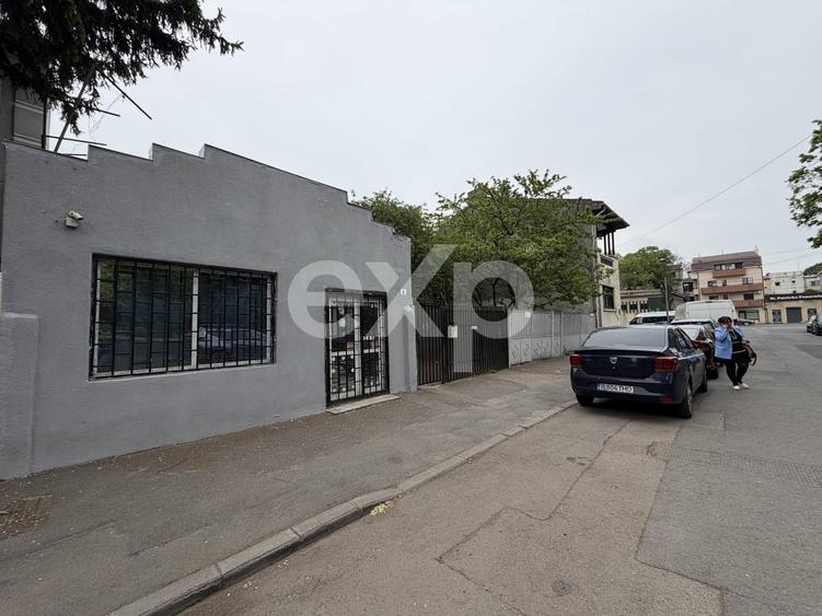 Casă individuală cu 6 camere cu Canalizare în Cotroceni