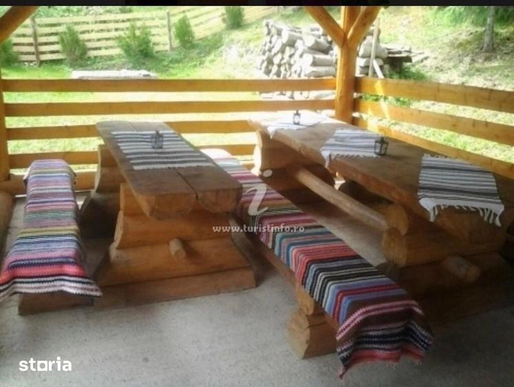 Casă cu 10 camere cu Teren 1100 Mp în Central