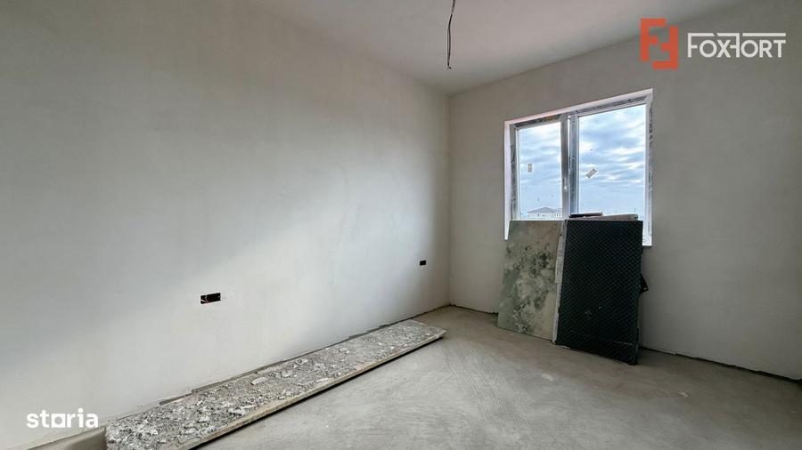 Duplex cu 5 camere de 128 mp utili si teren de 410 mp, zona Giarmata V - 13