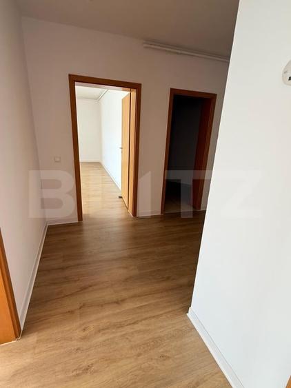 Apartament cu 3 camere decomandat în Avantgarden