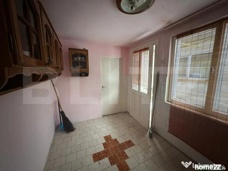 Casă cu 3 camere cu Teren 230 Mp în Dorobanți