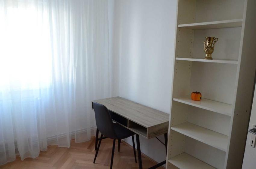 Apartament cu 4 camere decomandat în Dosu Bricii